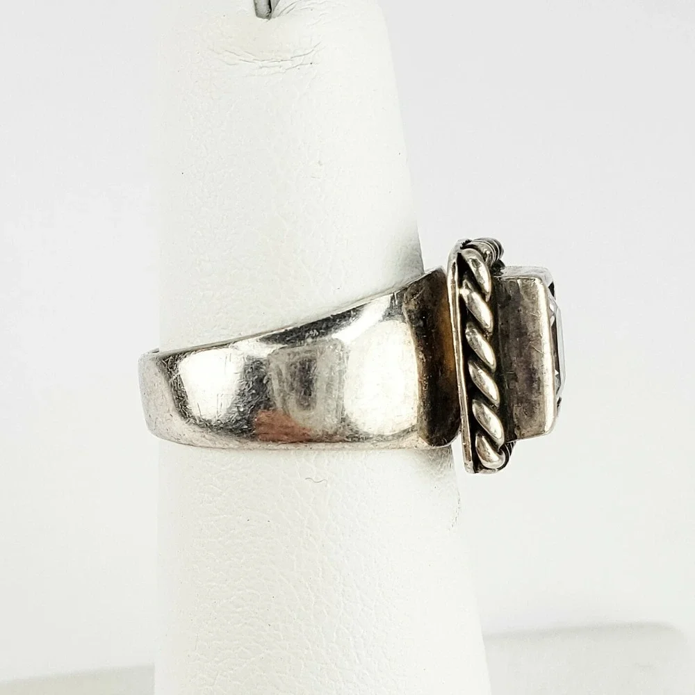 Vintage Ring Sterling Silver 925 Size 5 Square Faceted CZ Rope Border 925 7.8g